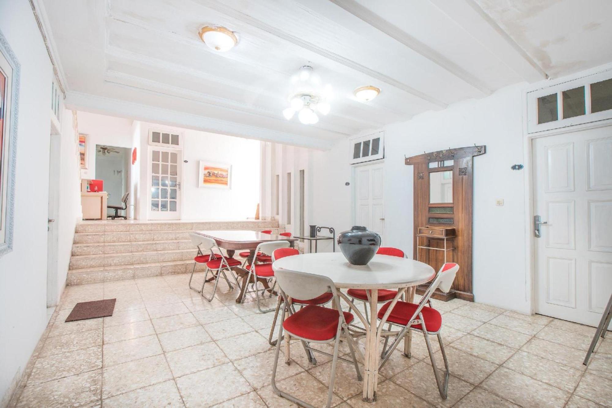 ג'קרטה Capital O 332 Residence G17 Kemang מראה חיצוני תמונה